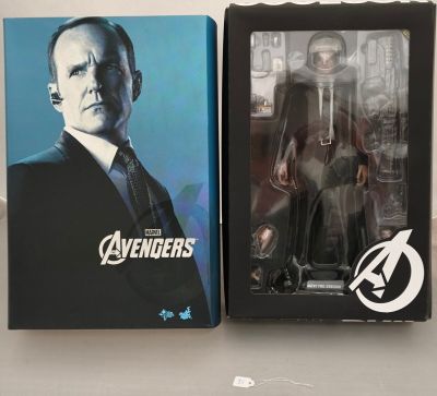 Figurine Hot Toys The Avengers Agent Phil Coulson 1/6