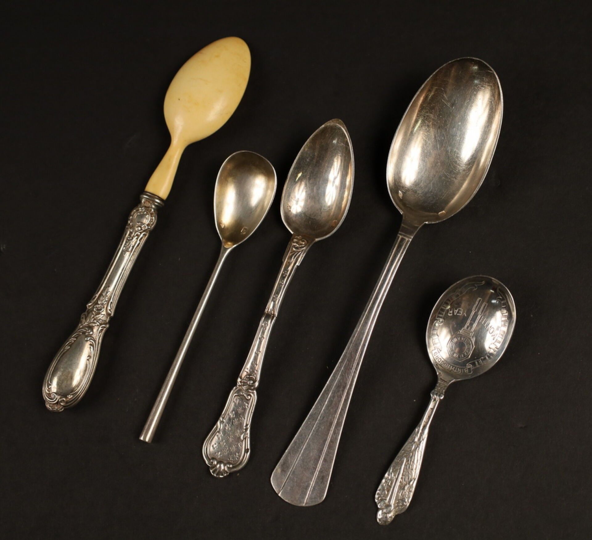 Objets d'art & Curiosités