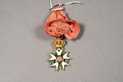 medal of the order of the red star of the order of the french empire