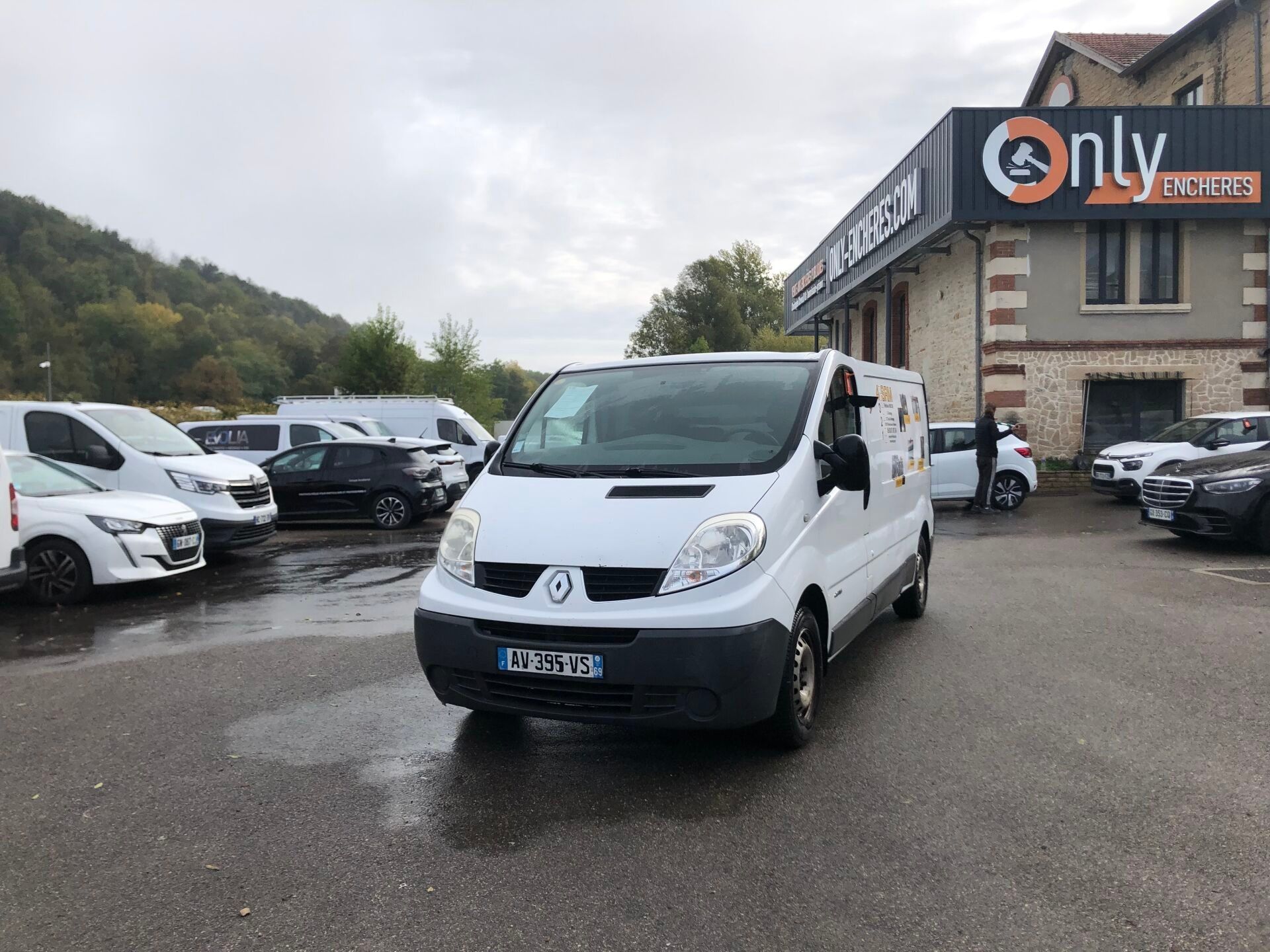 RENAULT TRAFIC - Genre : CTTE - Carrosserie : FOURGON - Ener…
