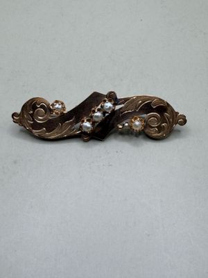 Broche en or rose 750 millièmes décor de volutes feuillagées… - Photo 1