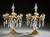 paire de candélabres anciens en laiton et cristal