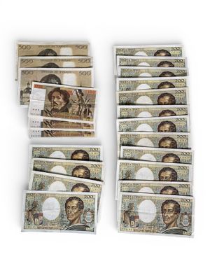 Lot de billets de banque : - 16 billets de 200 francs "Monte… - Photo 1