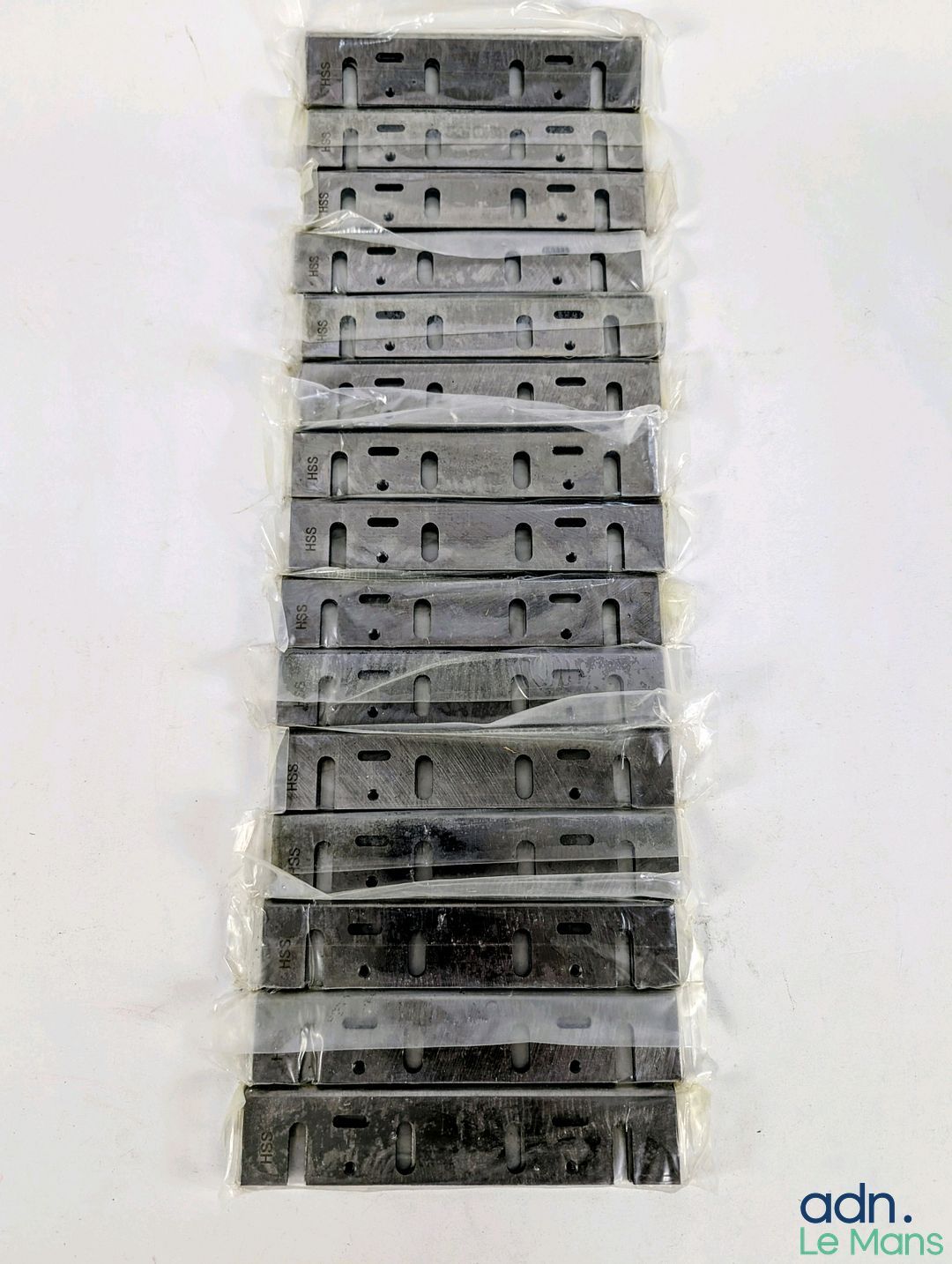 Lot de 15 paires de fers de rabot électrique Sharp 3S MAKITA…