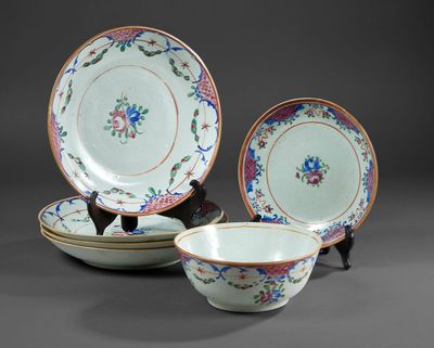 Partie de service en porcelaine de la Compagnie des Indes à …