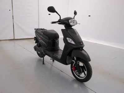 un scooter garé dans une pièce