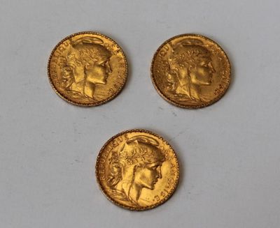 Trois pièces de 20 francs coq en or datées 1907, 1910 et 1912 - Photo 1