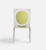 KARTELL. Chaise en plexiglas modèle à décor de chaise Louis … (photo 4)