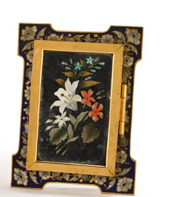 une image représentant une photo représentant une photo de fleurs sur fond noir
