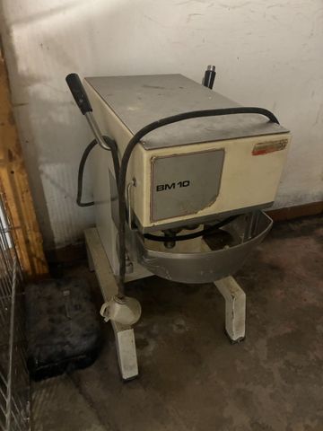 Batteur DITO SAMA BM 10 ancien triphasé, deux cuves, avec trois a...
