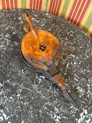 SOUFFLET en bois et métal. L. 56 cm. - Photo 1