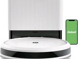 le robot est connecté à un téléphone doté d'un écran vert