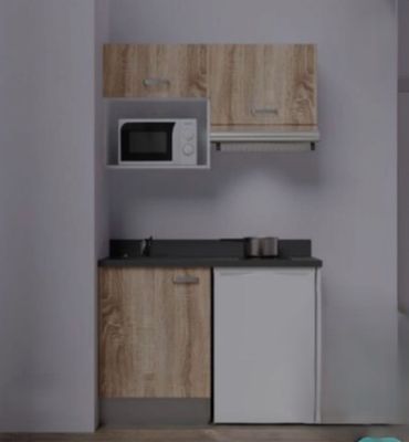 Kitchenette de 120 ml, idéale pour studios et espaces locati…