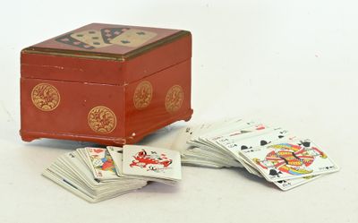 Boite de jeux de carte « La Ducale », décoration façon laque de Chine  - Photo 1