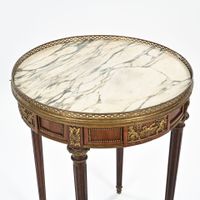 Table bouillote en acajou et placage d'acajou ceinture compa… (photo 5)
