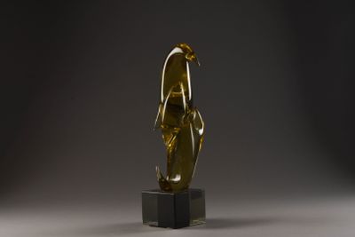 Livio SEGUSO (né en 1930) Sculpture en verre jaune de forme …