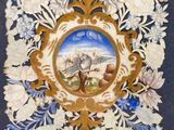 une image représentant une photo d'un oiseau et de fleurs