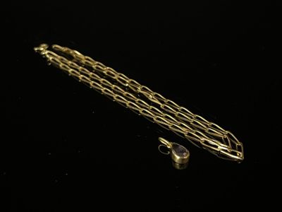 CHAÎNE en or 750/°°° (18k) à maille cheval. Poinçon : tête d… - Photo 1