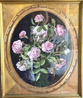 tableau représentant des roses roses dans un cadre doré sur fond noir