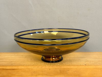 Coupe en cristal bicolore (jaune et bleue)