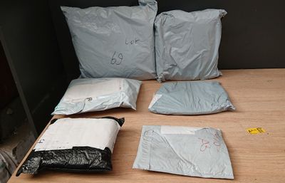 Lot de 6 colis Mystere (Retour Amazon,NPAI, Adresse incomple…