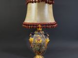an image of a table lamp with a lamp shade on it