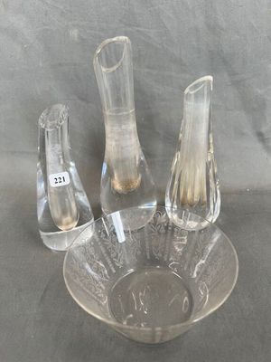 BACCARAT - 3 vases soliflores en cristal et coupe en ctistal…