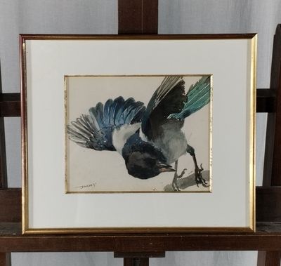 tableau représentant un oiseau noir et blanc aux ailes bleues posé sur un chevalet en bois