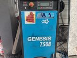 une machine posée sur le sol dans le garage