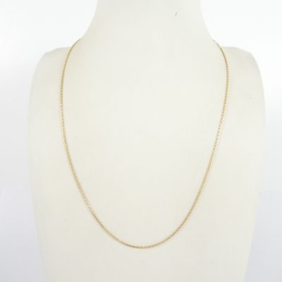 a gold chain necklace on a mannequin mannequin mannequin mannequin mannequin mannequin mannequin mannequin manne