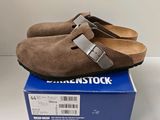 Sabots Birkenstock en daim marron, neufs dans leur boîte, taille 38