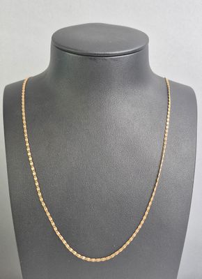 Chaîne en or jaune 18k 750 millièmes à maille agrafe double.…