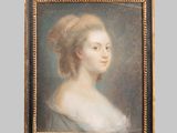 portrait d'une dame en robe bleue, encadré d'un cadre doré