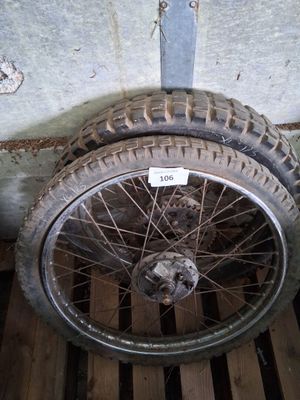 LOT de 2 jantes Av et Ar HONDA XL