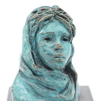 Danielle BIGATA (1941), Targia, sujet en bronze à patine ver…