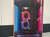 a box with a picture of a speaker on it