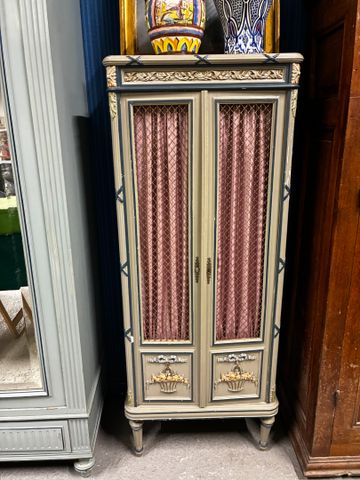 Petite bibliothèque de style Louis XVI rechampi gris décor de pan...
