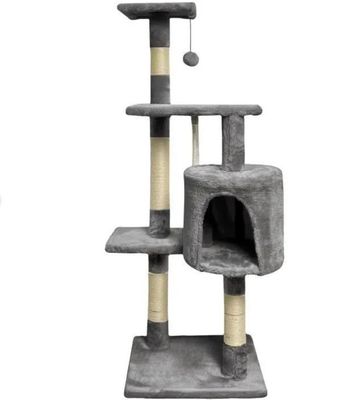 un arbre à chat gris avec deux poteaux à griffer et une balle suspendue au sommet