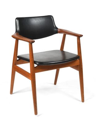 FAUTEUIL de bureau en teck mouluré, les supports d'accotoirs… - Photo 1
