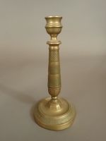 Lot de 4 bougeoirs en laiton, deux dans le style Restauratio… (photo 4)
