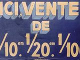 une affiche sur le mur indiquant qu'il ne s'agit pas d'une heure précise