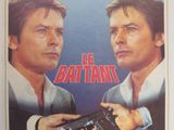 une affiche de film représentant deux hommes pointant leurs armes l'un vers l'autre