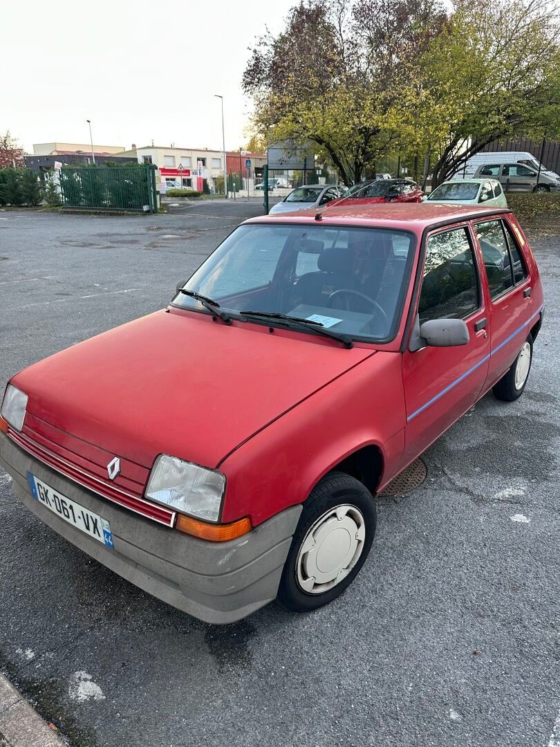 RENAULT R5FIVE/TL - Genre : VP - Carrosserie : CI - Energie …
