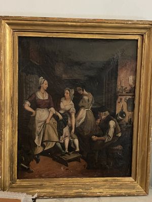 une image d'un tableau sur le mur d'une pièce