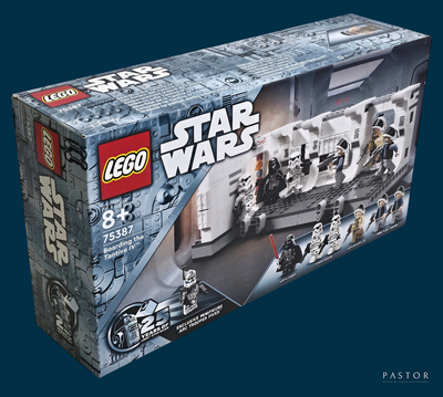 une boîte contenant un ensemble Lego Star Wars