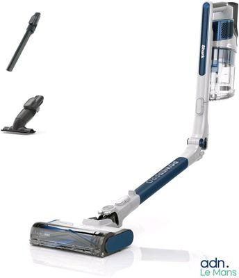 un aspirateur sans fil bleu et blanc et un aspirateur sans fil noir et blanc