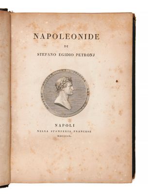 un vieux livre avec l'image d'une femme