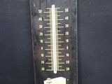 Thermomètre vintage « Labo Labo » muni d'un thermomètre sur le côté