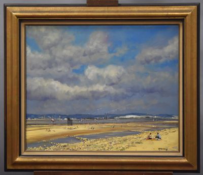 une peinture à l'huile représentant une scène de plage avec des personnes assises sur le sable