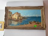 une photo d'un tableau accroché au mur